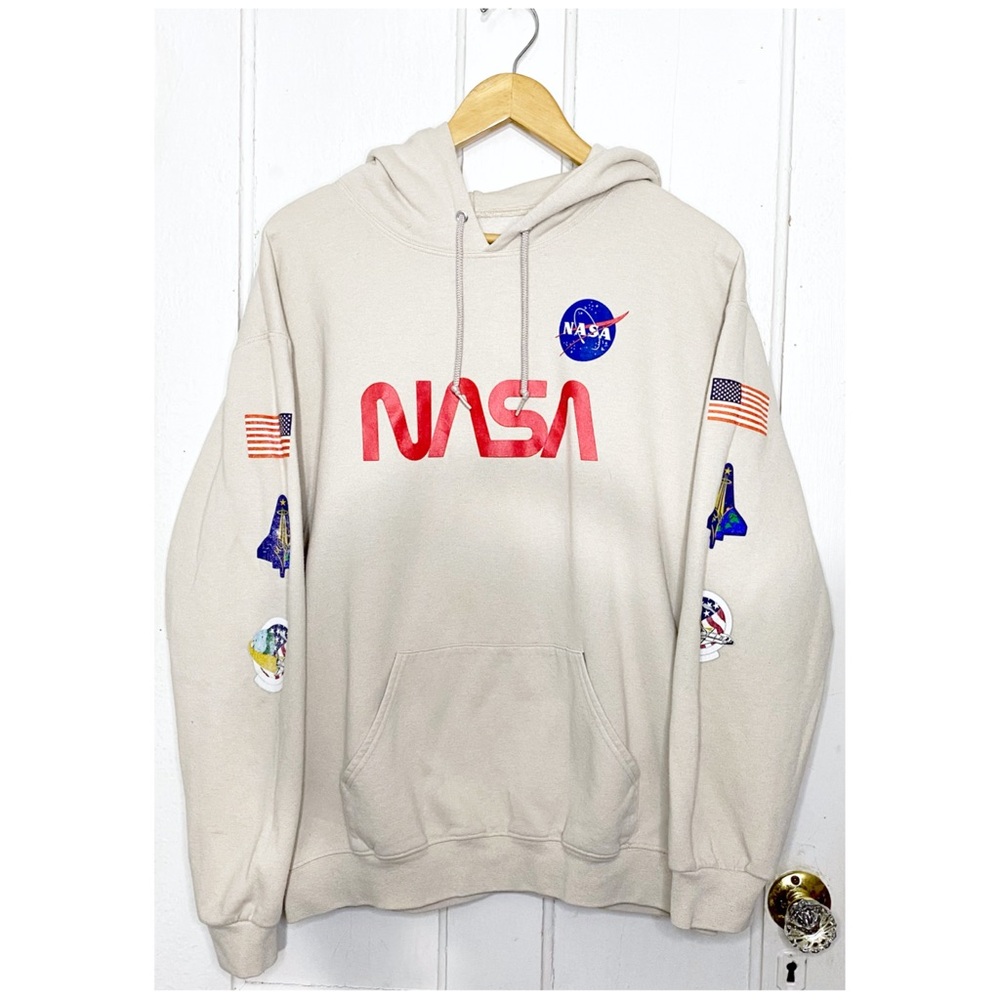 Bowery : Men’s : size : L : light tan beige NASA graphic patch pullover hoodie